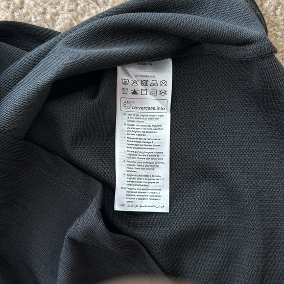 Midi black skirt - Picture 5 of 6